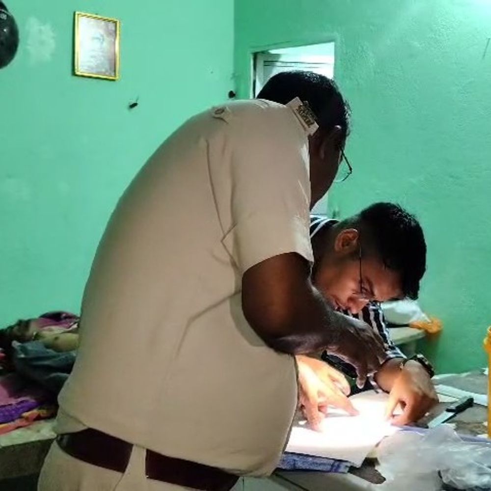 मुजफ्फरपुर में संदिग्ध परिस्थिति में युवक की मौत:पनीर के कारोबारी किराए के मकान में मिला शव; हत्या, मर्डर के एंगल पर जांच जारी