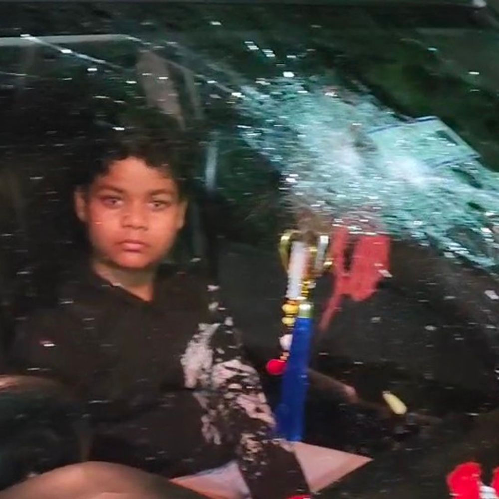 सरायढेला में पुलिसकर्मी ने तोड़ा कार का शीशा:  बच्चे को आई चोट, परिवार ने नशे में दुर्व्यवहार का आरोप लगाया – Dhanbad News