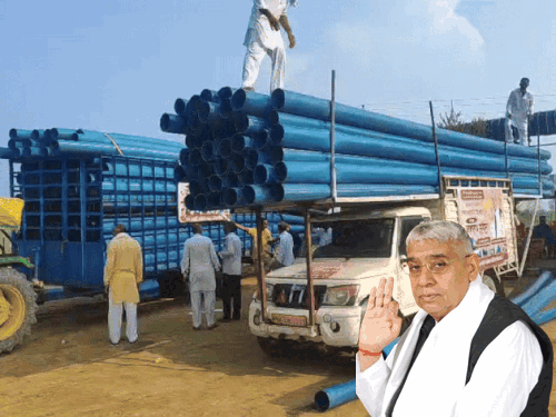 जहां सरकार फेल, वहां रामपाल ने जेल से पहुंचाई मदद:हरियाणा के बाढ़ प्रभावित 200 गांवों को पाइप-मोटरें दीं; पंचायतें बोलीं-बाबा ने निहाल किया