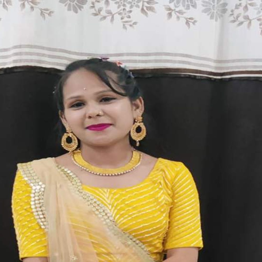 इंदौर के एमआईजी में युवती ने किया सुसाइड:जहर खाने के बाद तबीयत बिगड़ी, परिजनों ने अस्पताल में कराया भर्ती; इलाज के दौरान तोड़ा दम