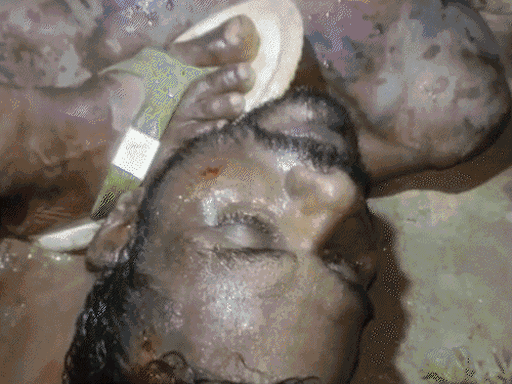 रायबरेली मॉब लिंचिंग- अजय परिवार से मिले, बोले- यहां जंगलराज:पत्नी ने कहा- पति के हत्यारों को सजा मिले, राहुल ने पिता से बात की