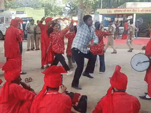 फरीदाबाद सूरजकुंड मेला, आज हिमाचल पुलिस बैंड देगी प्रस्तुति:प्रदेश की पारंपरिक धुनों से होगा मनोरंजन, कल रंगारंग क्लोजिंग सेरेमनी के साथ समापन