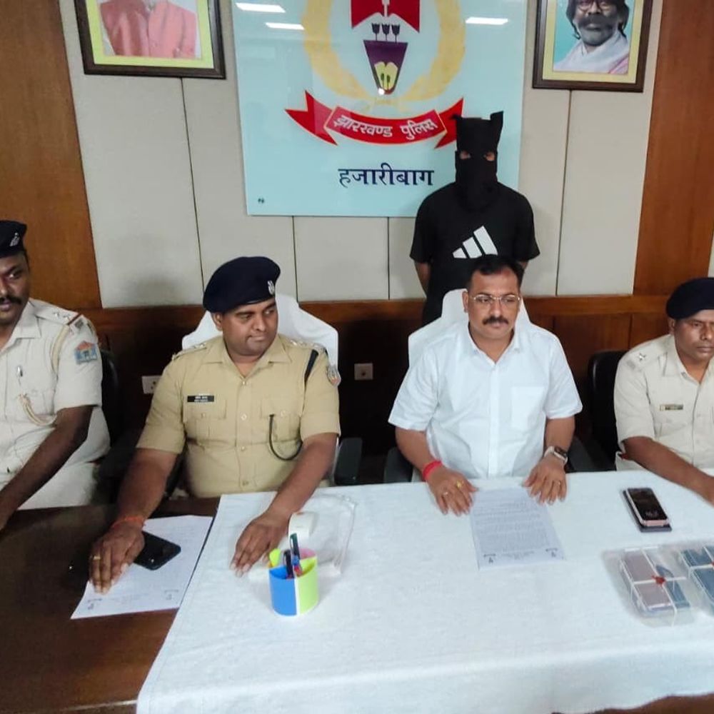 हजारीबाग पुलिस ने कुख्यात अपराधी दानिश इकबाल को किया गिरफ्तार:  उत्तम यादव गिरोह का है सदस्य, कई हत्याओं में था शामिल – Hazaribagh News