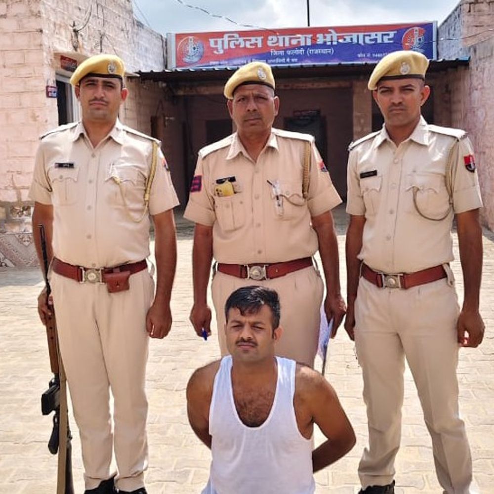 52 किलो डोडा पोस्त मामले में वांछित आरोपी गिरफ्तार:फलोदी पुलिस ने तीन साल बाद दबोचा, आगे की जांच जारी