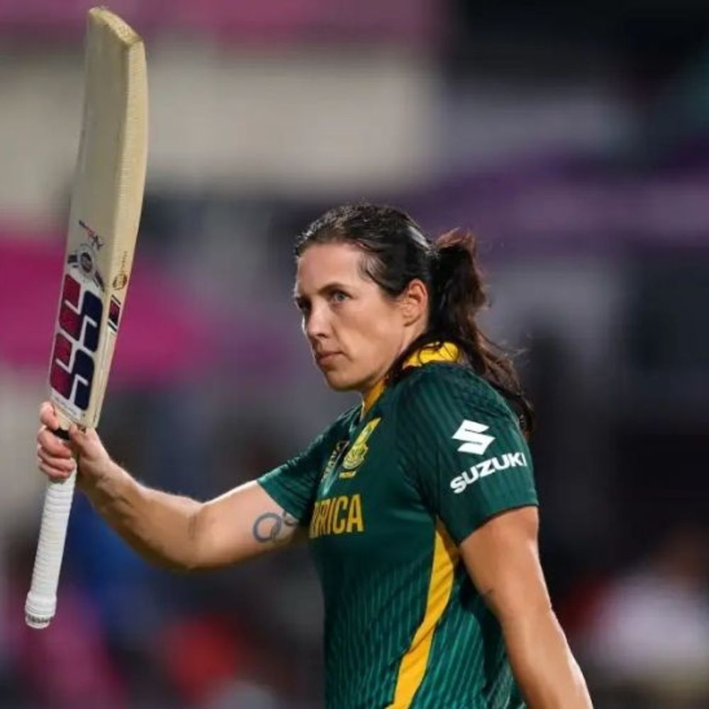 विमेंस वर्ल्डकप 2025 में साउथ अफ्रीका की पहली जीत:न्यूजीलैंड को 6 विकेट से हराया, ताजमिन ब्रिट्ज ने शतक लगाया; म्लाबा को 4 विकेट