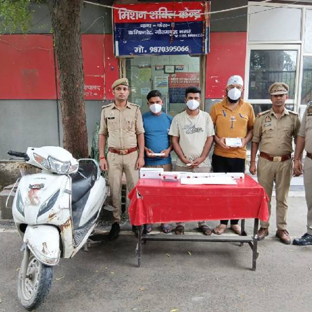 50 से ज्यादा ब्रेजा कार चोरी करने वाले 3 गिरफ्तार:  मैगनेट से खोलते है लॉक, दिल्ली नोएडा, बरेली में दर्ज मुकदमे, 50 हजार में बेचते – Noida (Gautambudh Nagar) News