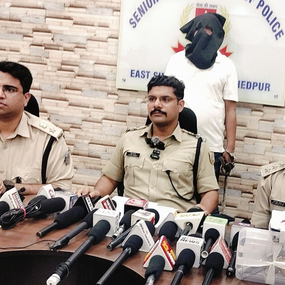 जमशेदपुर फायरिंग मामले में आरोपी गिरफ्तार:  जिला बदर अपराधी गुड्डू पांडेय के घर की थी घटना, एक देशी पिस्तौल भी बरामद – Jamshedpur (East Singhbhum) News