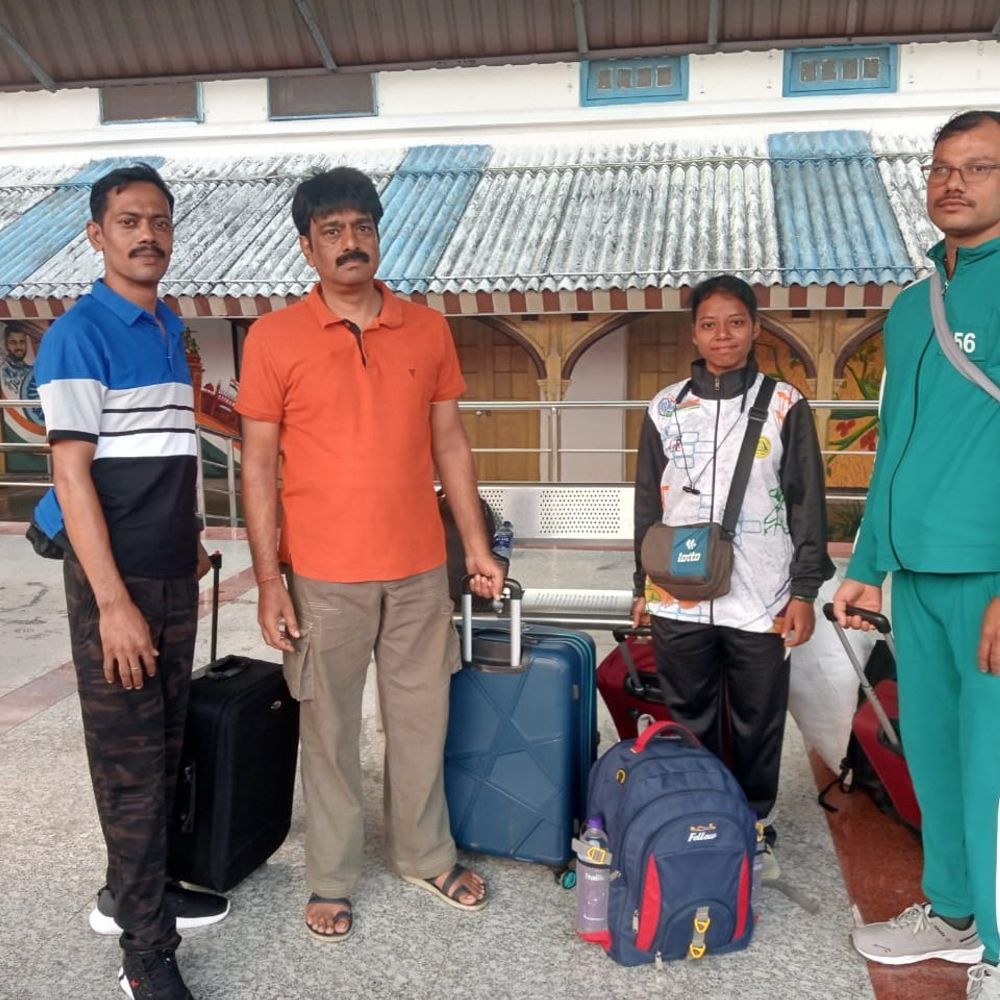 50वीं राष्ट्रीय स्तरीय सीनियर योगासन स्पोर्ट्स चैंपियनशिप का आयोजन:  चाईबासा योग टीम मैसूर रवाना, 9 से 12 अक्टूबर तक होगा आयोजन – Chaibasa (West Singhbhum) News