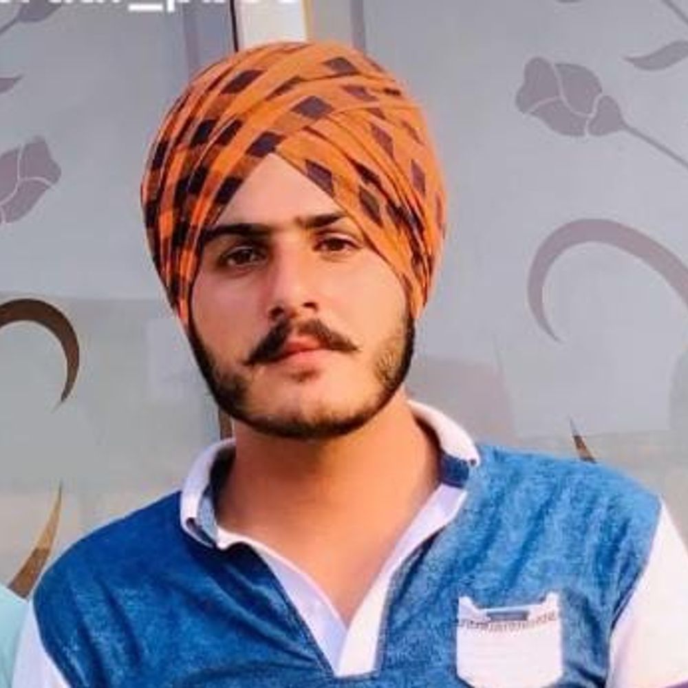 बठिंडा में खेत में मिला युवक का शव:  विदेश से छुट्टी पर आया था, एक महीने बाद जाना था, 4 पर केस दर्ज – Bathinda News