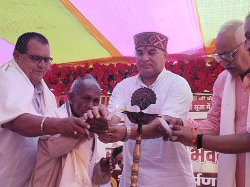 बेगूसराय में हीराबेन की नाम के सामुदायिक भवन का उद्घाटन:एक साथ 200 लोगों के ठहरने की व्यवस्था, कामा माता का मंदिर भी भक्तों के लिए खुला