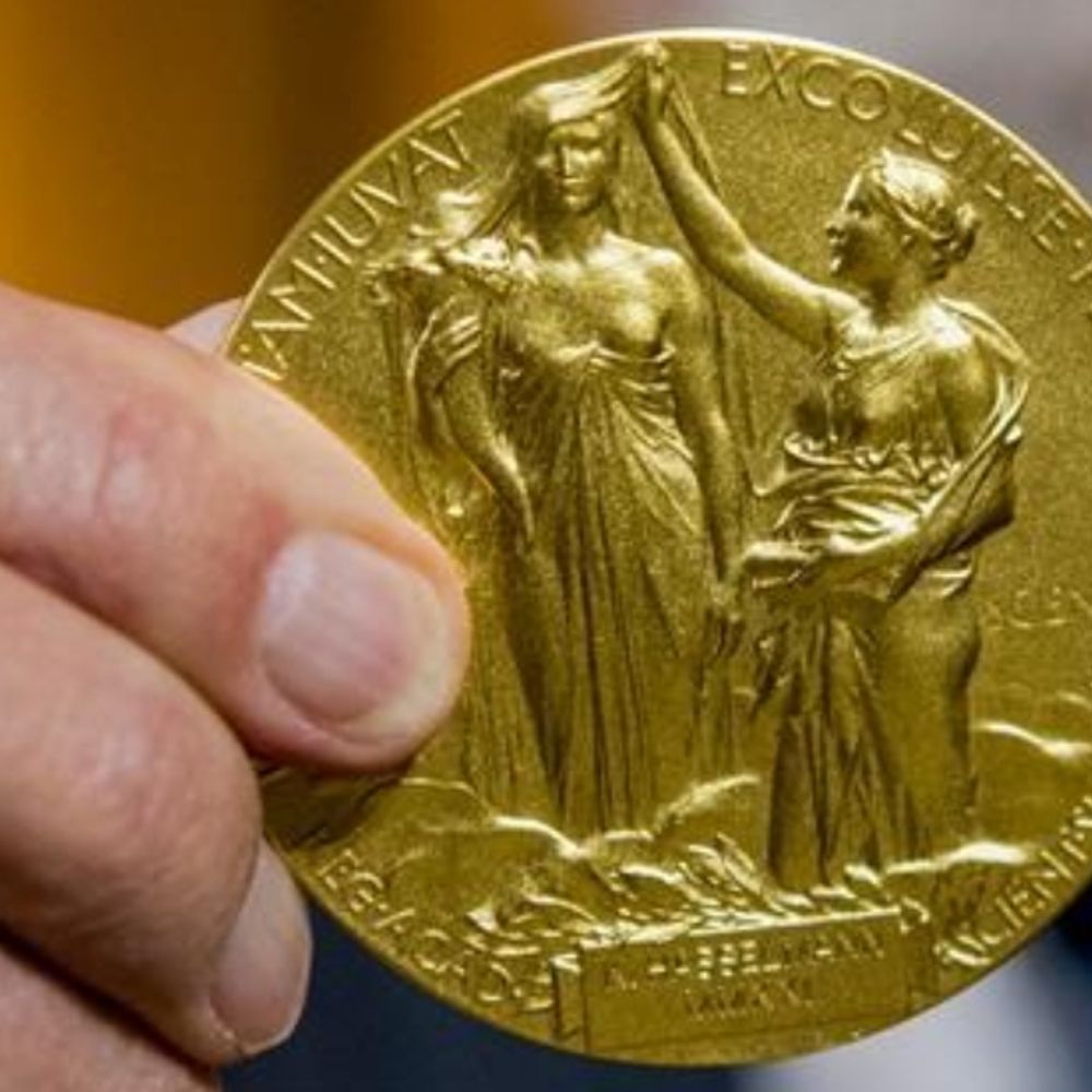 केमिस्ट्री के नोबेल प्राइज का ऐलान आज:अंतरिक्ष में केमिकल की खोज या एंडवांस बैटरी बनाने के लिए अवॉर्ड मिल सकता है