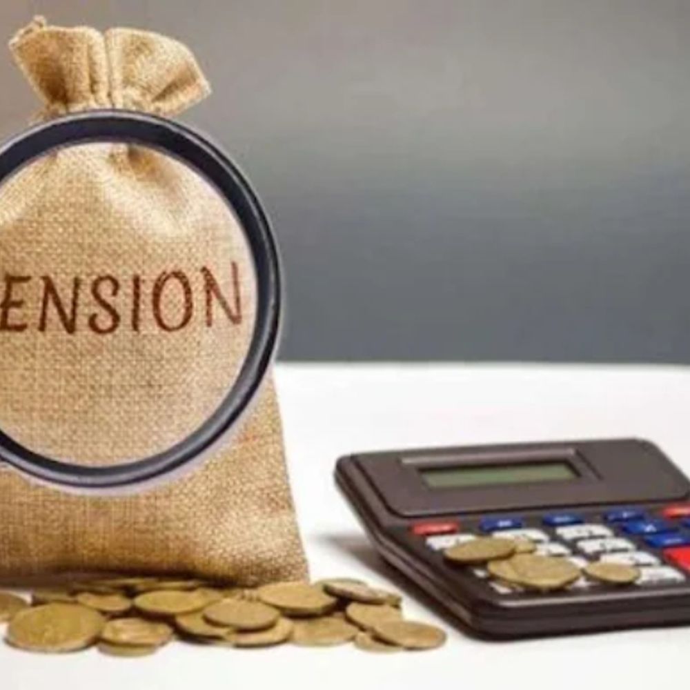 EPFO की मिनिमम पेंशन बढ़कर ₹2500 होगी:11 साल से ₹1000 महीने मिल रही, 10-11 अक्टूबर की मीटिंग में फैसला संभव