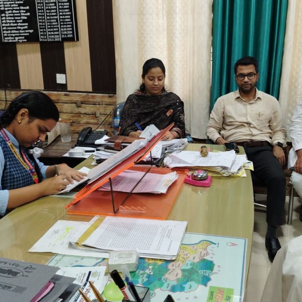 मथुरा की छात्रा बनी एक दिन की SDM:महावन तहसील में मिला प्रशासनिक अनुभव
