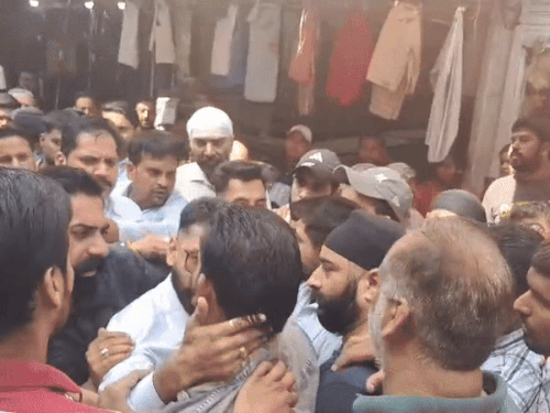 लुधियाना के चौड़ा बाजार में नगर निगम की बड़ी कार्रवाई:  मार्किट प्रधान की शिकायत के बाद निगम ने हटाया अतिक्रमण, मौके पर मचा हंगामा – Ludhiana News