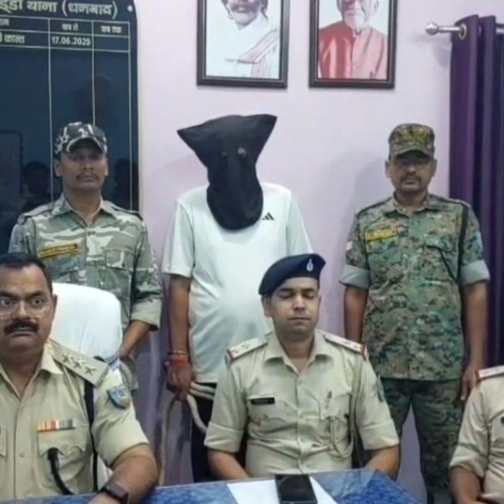 SSC CGL फर्जीवाड़ा मामला:  धनबाद में रिमोट कंट्रोल से परीक्षा दिलाने का खुलासा, केंद्र संचालक गिरफ्तार – Dhanbad News