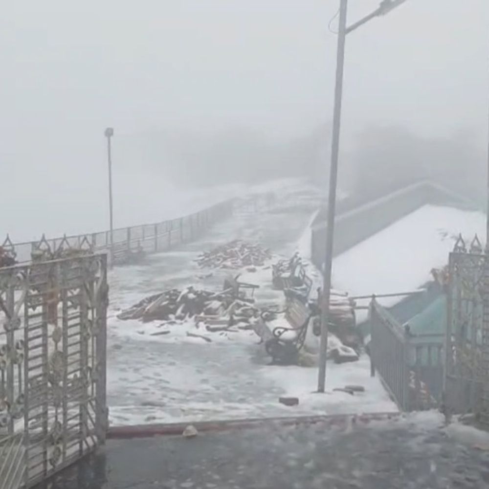 शिकारी देवी में एक माह पहले बर्फबारी:  नवंबर के मध्य में होती थी बर्फबारी, समय से पहले बंद हो सकते हैं मंदिर के कपाट – Mandi (Himachal Pradesh) News