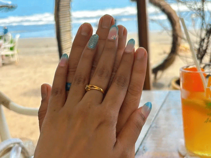 नंदीश सिंह संधू ने एक्ट्रेस कविता बनर्जी से की सगाई:सोशल मीडिया पर तस्वीरें कीं शेयर; 2015 में रश्मि देसाई से हुआ था तलाक