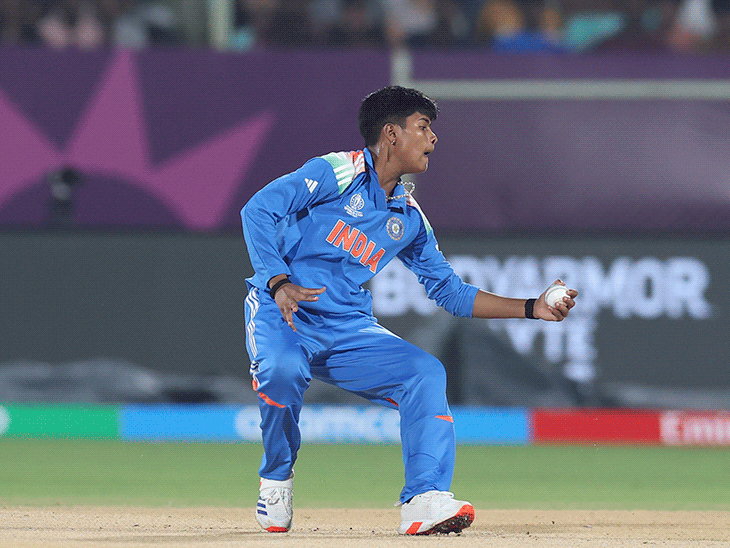 डी क्लर्क के सिक्स से साउथ अफ्रीका जीती:क्रांति ने एक हाथ से कैच लपका, शतक से चूकीं रिचा​​​​​​​, फुल टॉस बॉल पर आउट; मोमेंट्स