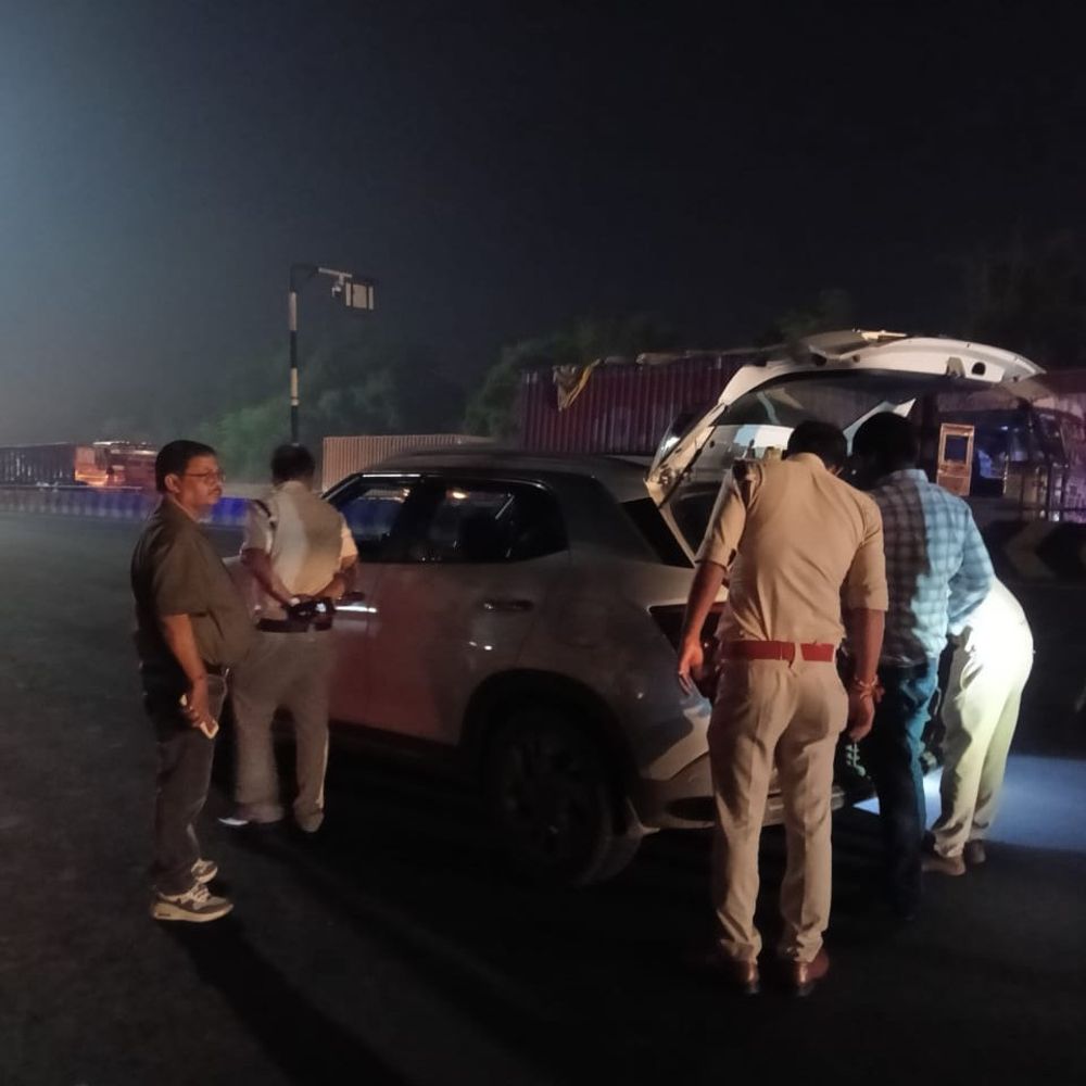 अररिया में विधानसभा चुनाव 2025 के लिए गाड़ी जांच अभियान:जिला परिवहन पदाधिकारी के नेतृत्व में सघन जांच शुरू, आम जनता से सहयोग की अपील