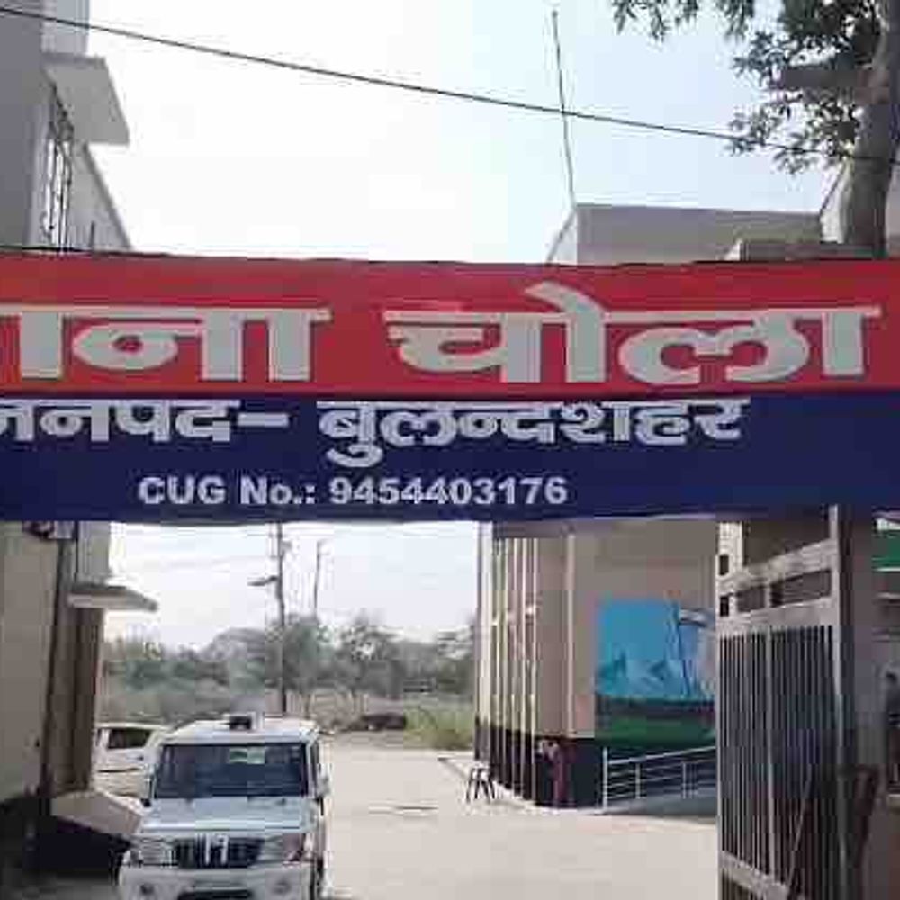 बुलंदशहर में युवक को गोली मारी, मौत:फारेंसिक टीम ने जांच की, सड़क किनारे मिला शव