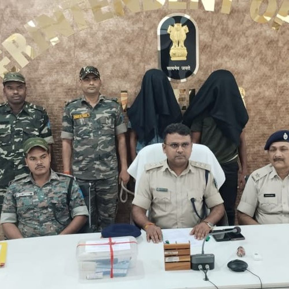 टोरी गोलीकांड में राहुल दुबे गैंग के दो अपराधी गिरफ्तार:  पिस्टल, बम और जिंदा कारतूस बरामद, 5 अक्टूबर को हुई थी फायरिंग – latehar News