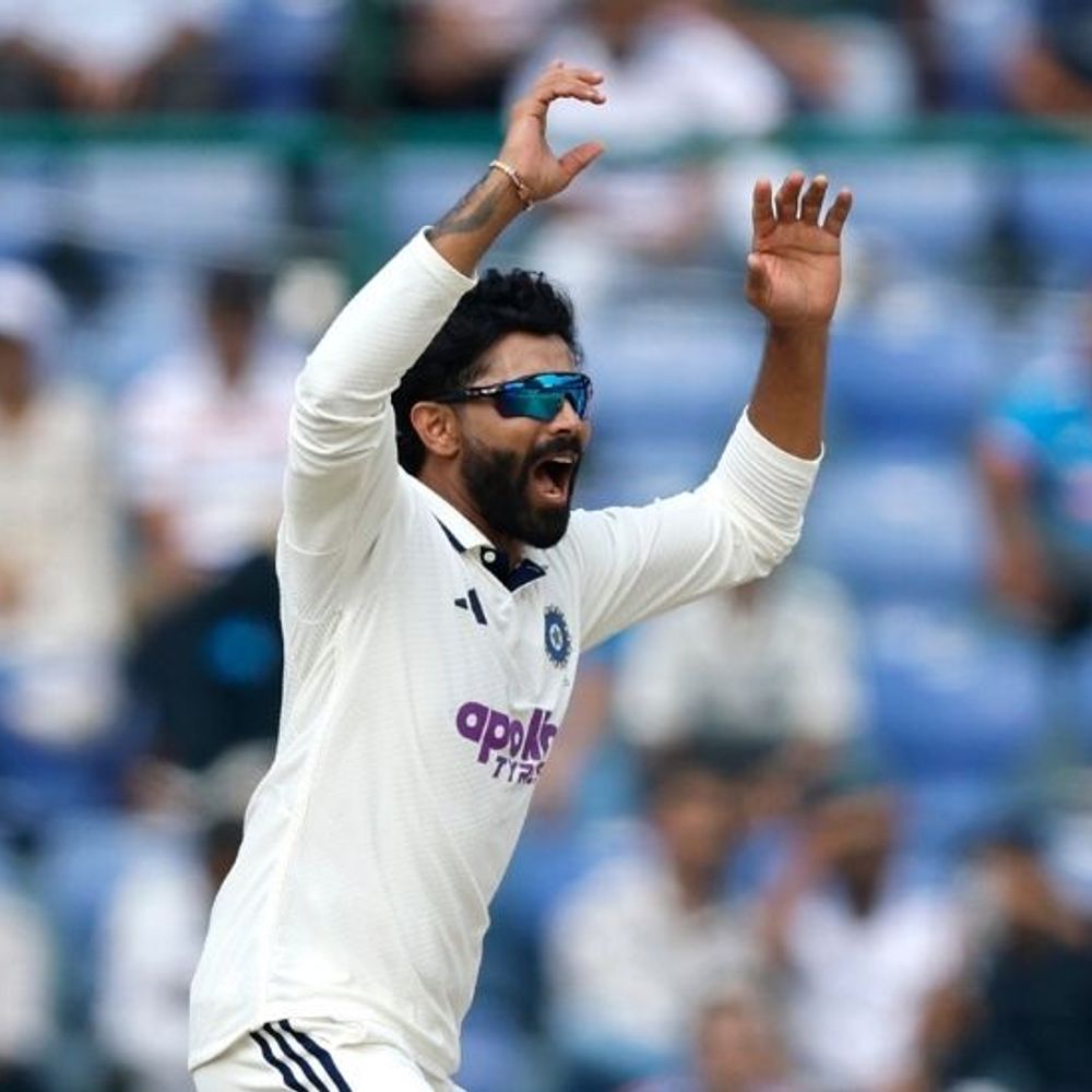 रवींद्र जडेजा ने भारत को दिलाया दूसरा विकेट:कैम्पबेल के बाद चंद्रपॉल को पवेलियन भेजा; दिल्ली टेस्ट में वेस्टइंडीज का स्कोर 106/2