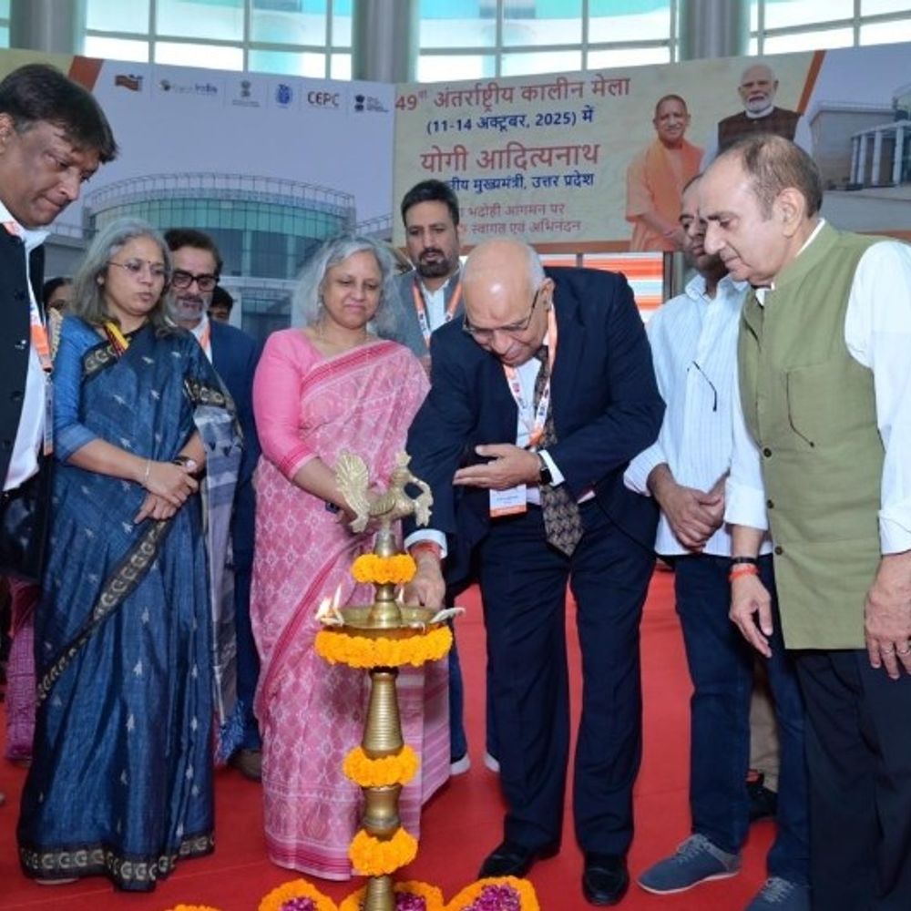 भदोही में इंडिया कार्पेट एक्सपो-2025 शुरू:पहले दिन 128 विदेशी आयातक, 121 भारतीय प्रतिनिधि शामिल