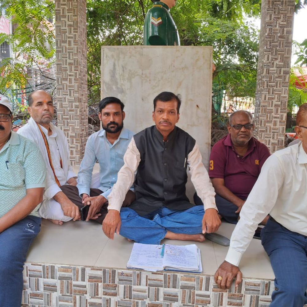 चंदौली में उपभोक्ताओं ने स्मार्ट मीटर का विरोध किया:बोले-6 गुना अधिक बिल आ रहा, पहले सही था