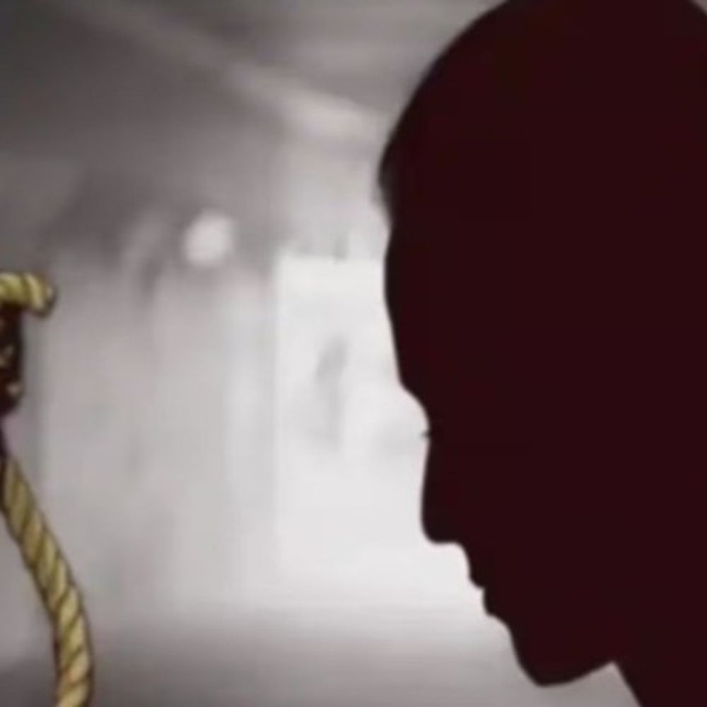 कोटा के होटल में युवती की हत्या, पुलिस से नोकझोंक:परिवार वालों का प्रदर्शन, शव लेने से इनकार, 12वीं की छात्रा स्कूल के लिए निकली थी