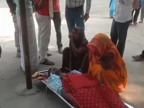 भागलपुर में 2 बाइकों की आमने-सामने टक्कर:किसान की मौत, पत्नी बोली- बेटी की शादी की बात चल रही थी, अब हमारा क्या होगा