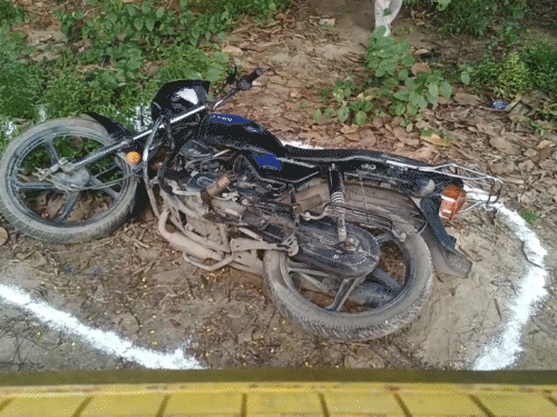 धनबाद में पुलिस-अपराधियों की मुठभेड़:  तेतुलमारी में एक बदमाश गोली लगने से घायल, हुआ गिरफ्तार, इलाके में पुलिस कर रही कैंप – Dhanbad News