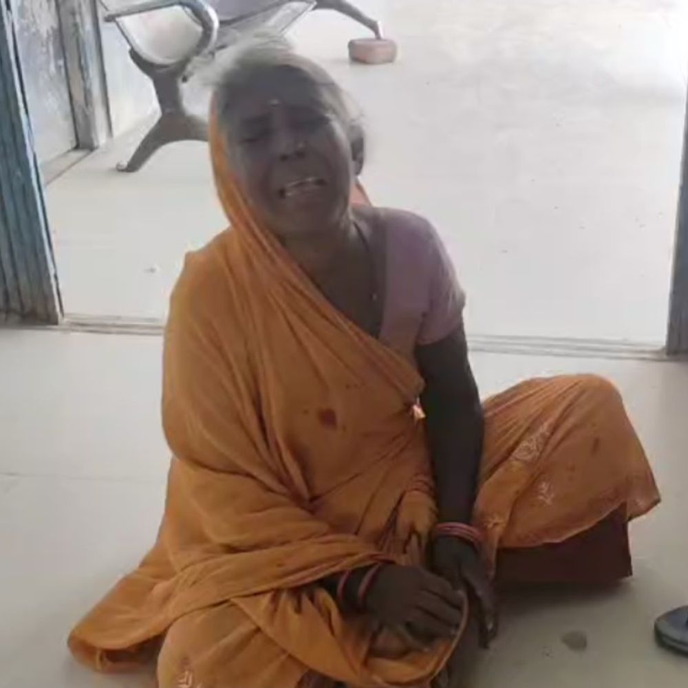 महिनाथनगर में करंट लगने से छात्र की मौत:पक्का मकान की तराई करते समय हुआ हादसा