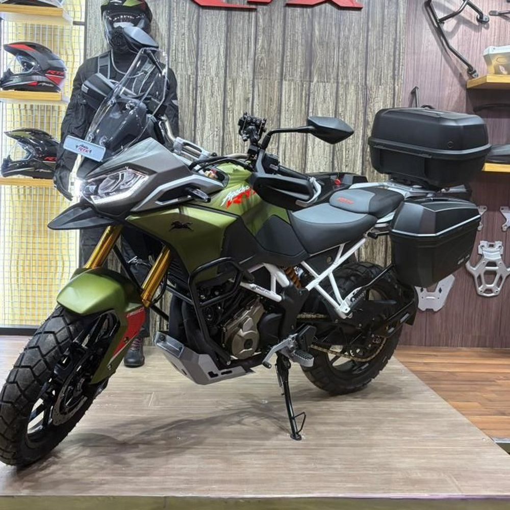 TVS ने नई एडवेंचर बाइक अपाचे RTX 300 लॉन्च की:3 मोड ABS, क्रूज कंट्रोल और टर्न-बाय-टर्न नेविगेशन जैसे फीचर्स; कीमत ₹1.99 लाख से शुरू