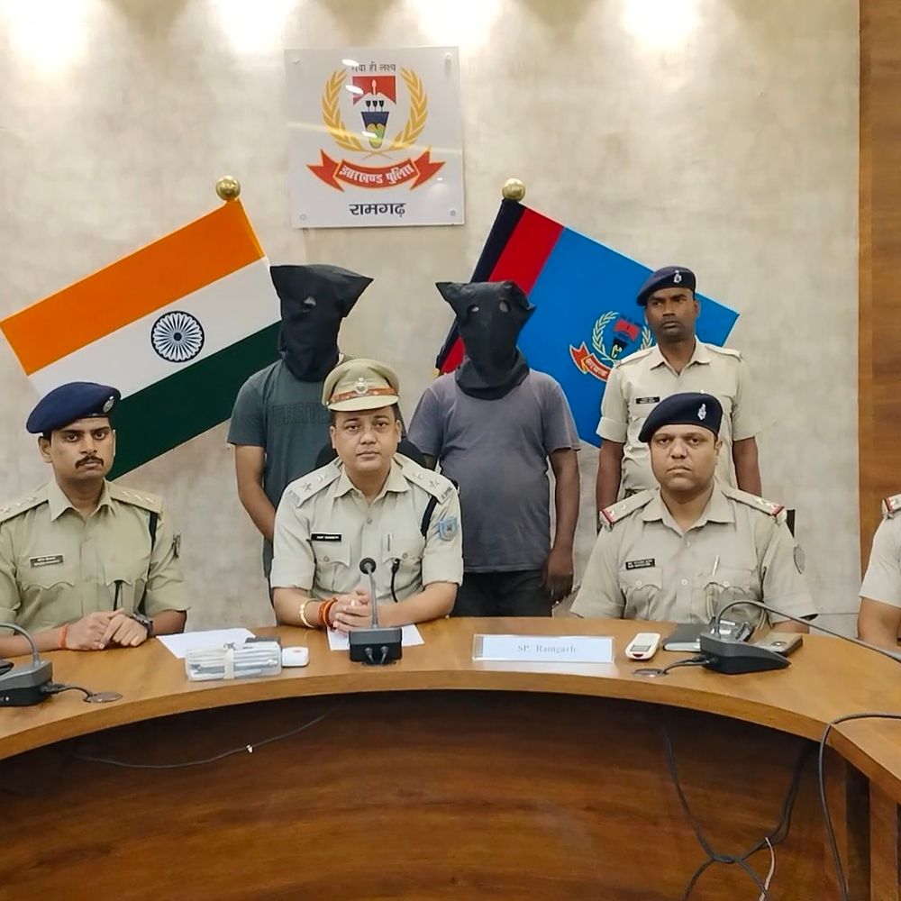 रामगढ़ पुलिस ने पिस्टल के साथ दो अपराधी पकड़े:  पाण्डेय गिरोह के सदस्य बड़ी वारदात को अंजाम देने की बना रहे थे योजना – Ramgarh (Jharkhand) News