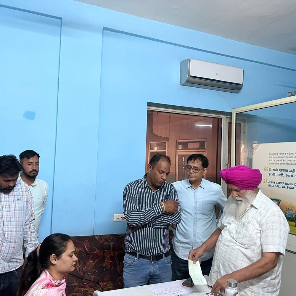 जगराओं नगर परिषद ने वसूला 10 लाख का प्रॉपर्टी टैक्स:  नोटिस भेजने पर भी नहीं कराया जमा, संपत्ति सील करने के पहुंची टीम – Jagraon News