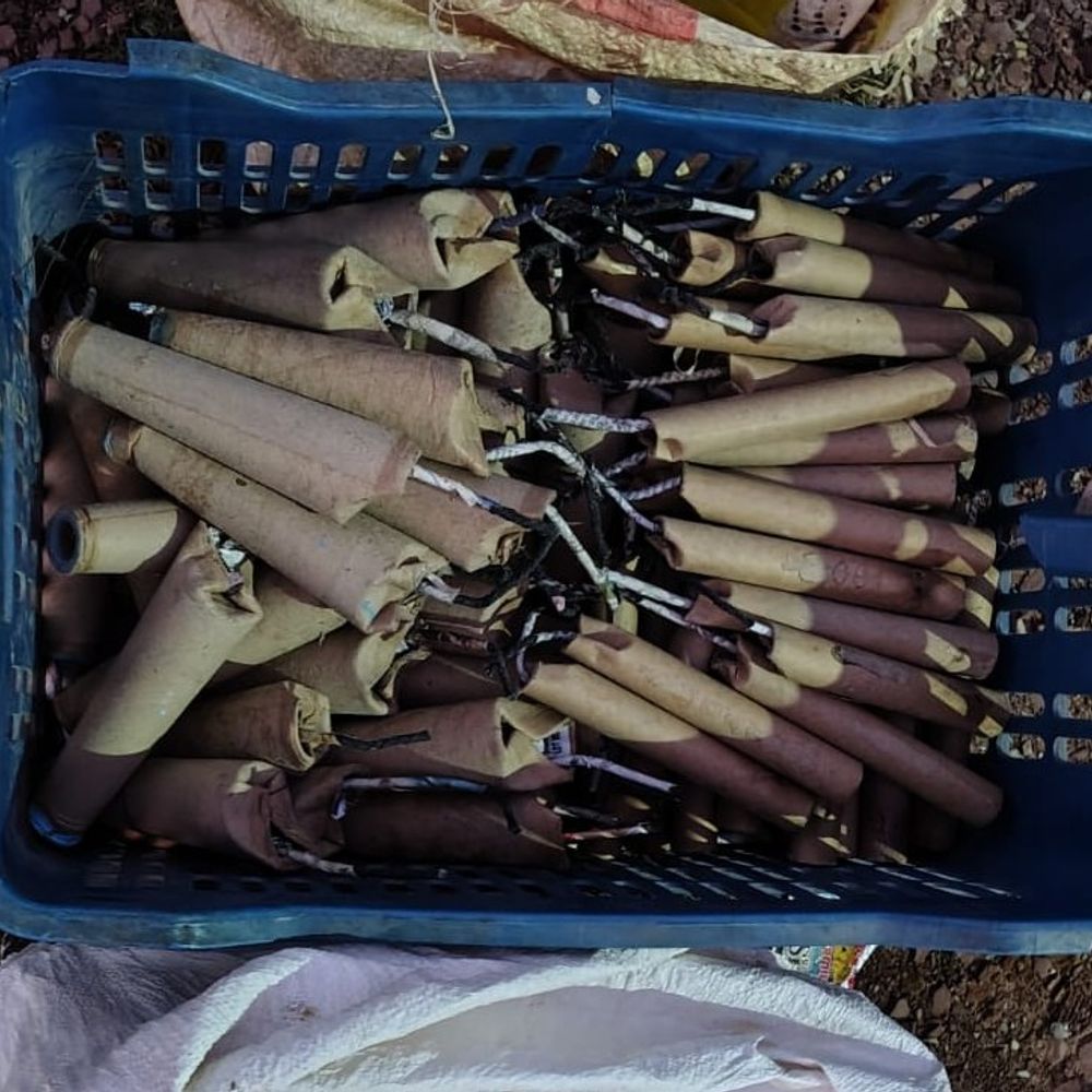 मुरैना में दीपावली पर पुलिस अलर्ट, अवैध पटाखों पर सख्ती:14 आरोपी गिरफ्तार, 6 लाख के पटाखे व 5 लाख रुपए के वाहन जब्त