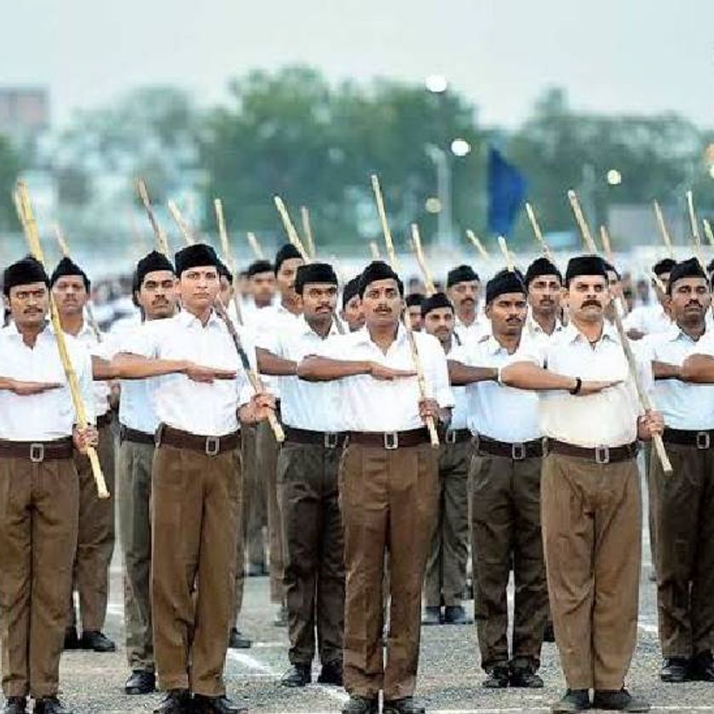 कर्नाटक में RSS पर कंट्रोल के लिए नियम बनेंगे:सड़कों पर पथ संचलन निकालने, शाखा लगाने के लिए अनुमति लेना होगी, मंत्रिमंडल का फैसला