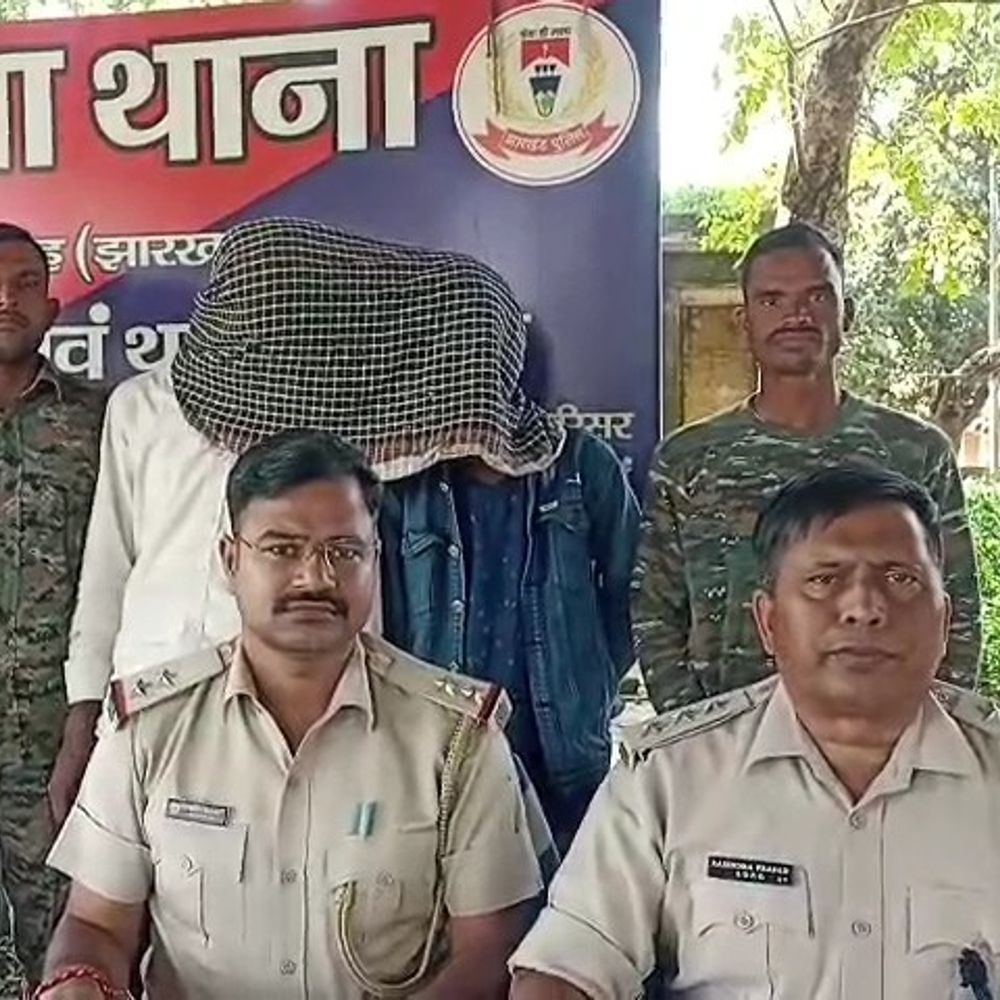 गिरिडीह में जाली नोट गिरोह के दो सदस्य गिरफ्तार:  45 हजार के नकली नोट, बाइक बरामद; गुप्त सूचना पर की गई कार्रवाई – Giridih News