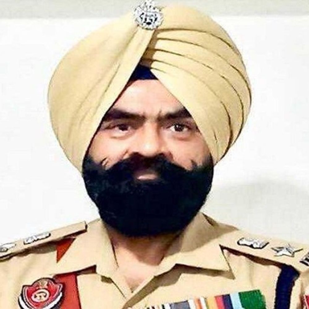 पंजाब पुलिस का DIG हरचरन भुल्लर गिरफ्तार:CBI ने मोहाली ऑफिस से पकड़ा, स्क्रैप कारोबारी से मांगी थी 5 लाख रिश्वत