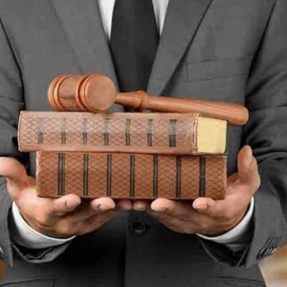 फर्जी कागजात से वकील के साथ लाखों की ठगी:मेरठ में एक ही प्लॉट तीन बार बेचा गया