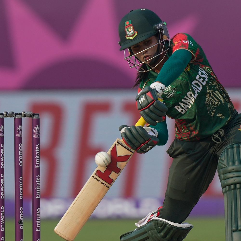 विमेंस वर्ल्ड कप- बांग्लादेश ने 199 रन का टारगेट दिया:सोभना मोस्तरी ने फिफ्टी लगाई, ऑस्ट्रेलिया से 4 गेंदबाजों को 2-2 विकेट