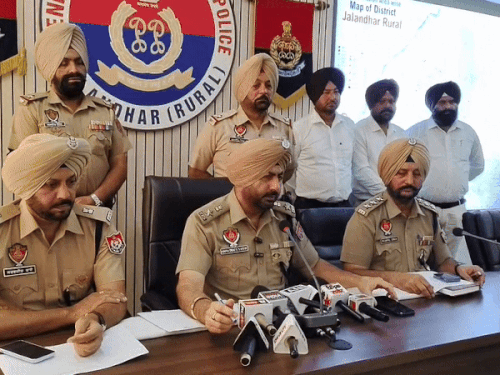 जालंधर में 2 नशा तस्कर गिरफ्तार:  4 किलो अफीम, ड्रग मनी और स्कॉर्पियो जब्त; आरोपियों पर पहले से कई केस – Jalandhar News