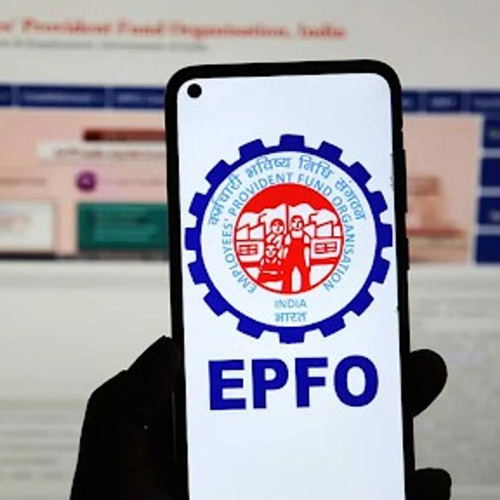 अब नौकरी जाने के एक दिन बाद निकालें 75% PF:पहले 2 महीने इंतजार करना पड़ता था; 25% राशि साल भर बेरोजगार रहने पर निकाल पाएंगे