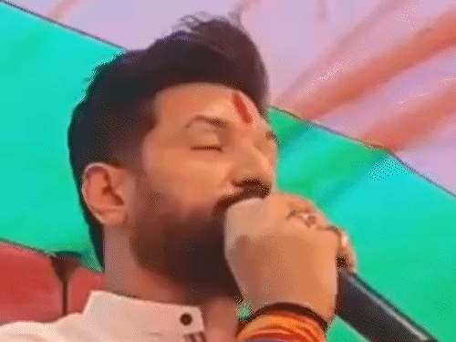 मोतिहारी में राजू तिवारी ने गोविंदगंज से भरा पर्चा:चिराग पासवान बोले- महागठबंधन में अविश्वास;फिर बनेगी NDA सरकार