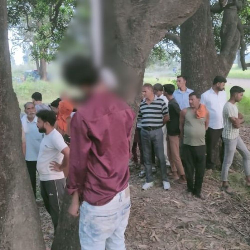 कायमपुर में पेड़ से लटका मिला युवक का शव:संदिग्ध परिस्थितियों में मिला, जांच जारी