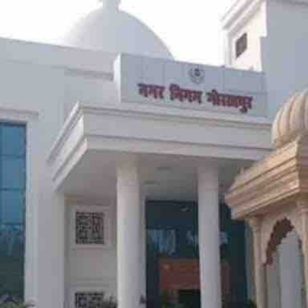 नगर निगम ने शुरू की 3R की वाहन सर्विस:मेयर ने दिखाई हरी झंडी, 'गाड़ी वाला आया' गाने पर हुआ नुक्कड़ नाटक