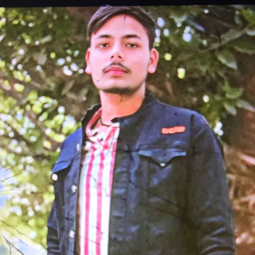 पटाखा फोड़ने पर विवाद, युवक की पीट-पीटकर हत्या:मऊ में लाठी-डंडे और फावड़े से मारा, एक अन्य घायल