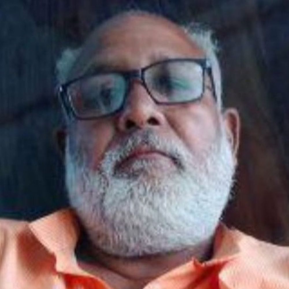 समस्तीपुर में ट्रक ने बाइक में मारी टक्कर:हादसे में एक शख्स की मौत, दीवाली का सामान लाने बाजार गए थे; पुलिस हिरासत में ड्राइवर