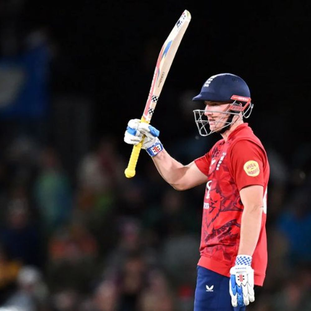 इंग्लैंड ने न्यूजीलैंड को 65 रन से दूसरा टी-20 हराया:फिल सॉल्ट ने 85, कप्तान हैरी ब्रूक ने 78 रन बनाए; रशीद को 4 विकेट