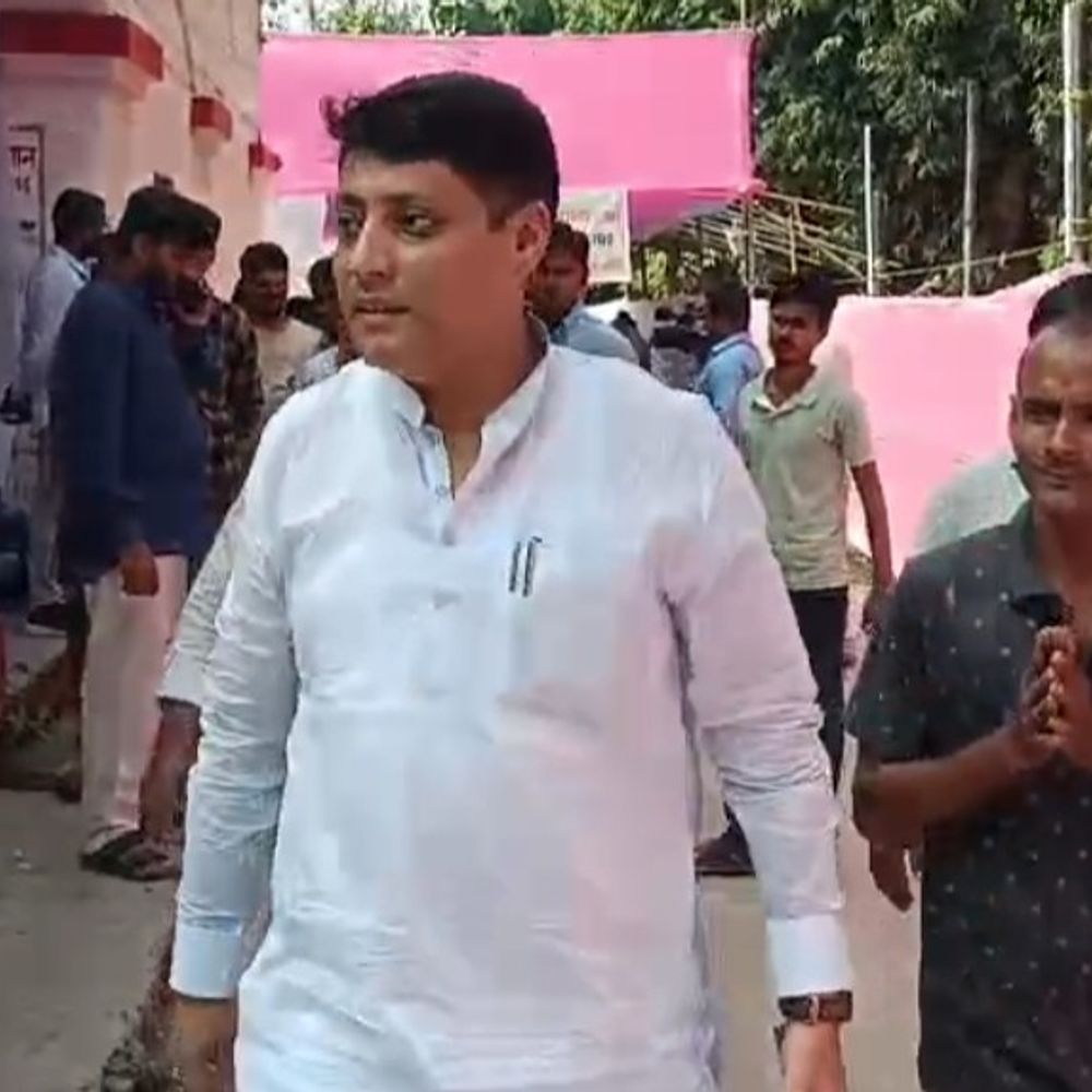 SIR में RJD प्रत्याशी राहुल शर्मा के दो जगह नाम:उम्मीदवार ने आरोपों को साजिश बताया, कहा-गलत तरीके से की जा रही छेड़छाड़